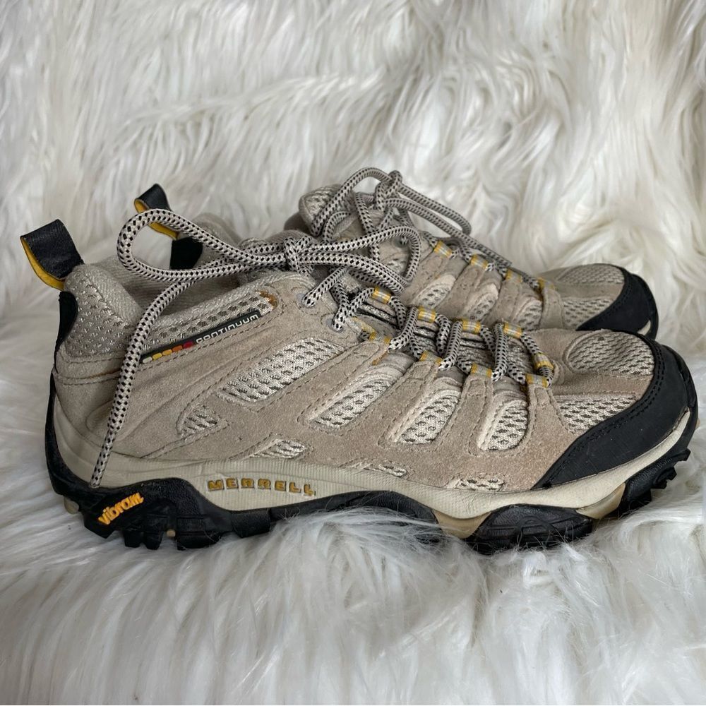 Merrell Beige and Black Ankle Boots